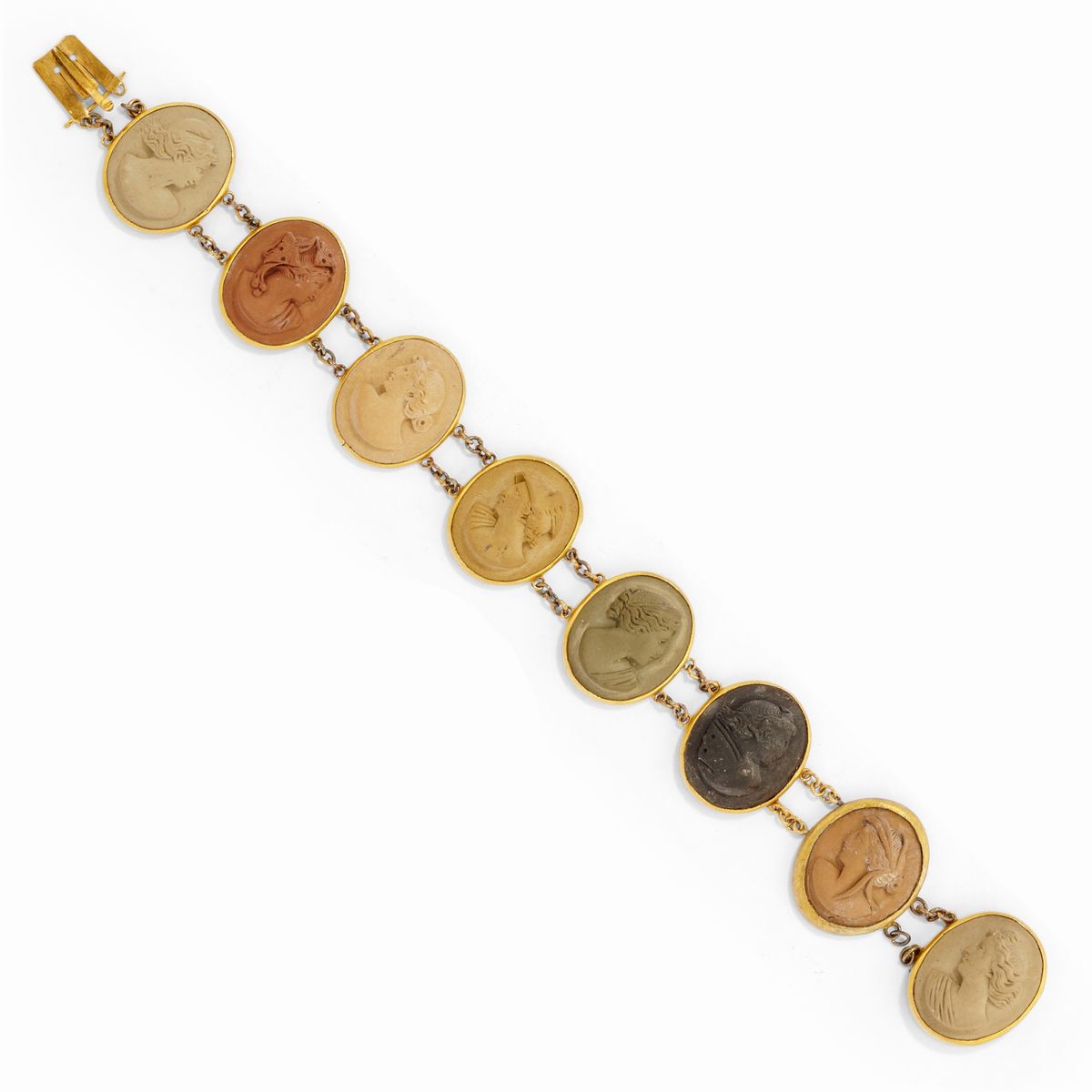 Demi parure in oro giallo 9k con cammei in alto rilievo