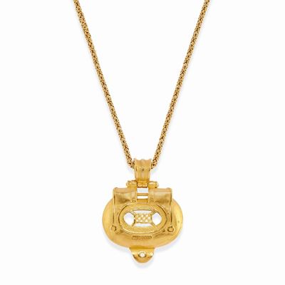 Mammano, Pendente stilizzato in oro giallo 18k con cristallo di rocca e pietre colorate