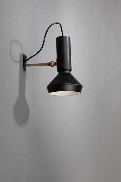 Lampada da parete in alluminio verniciato, produzione Oluce