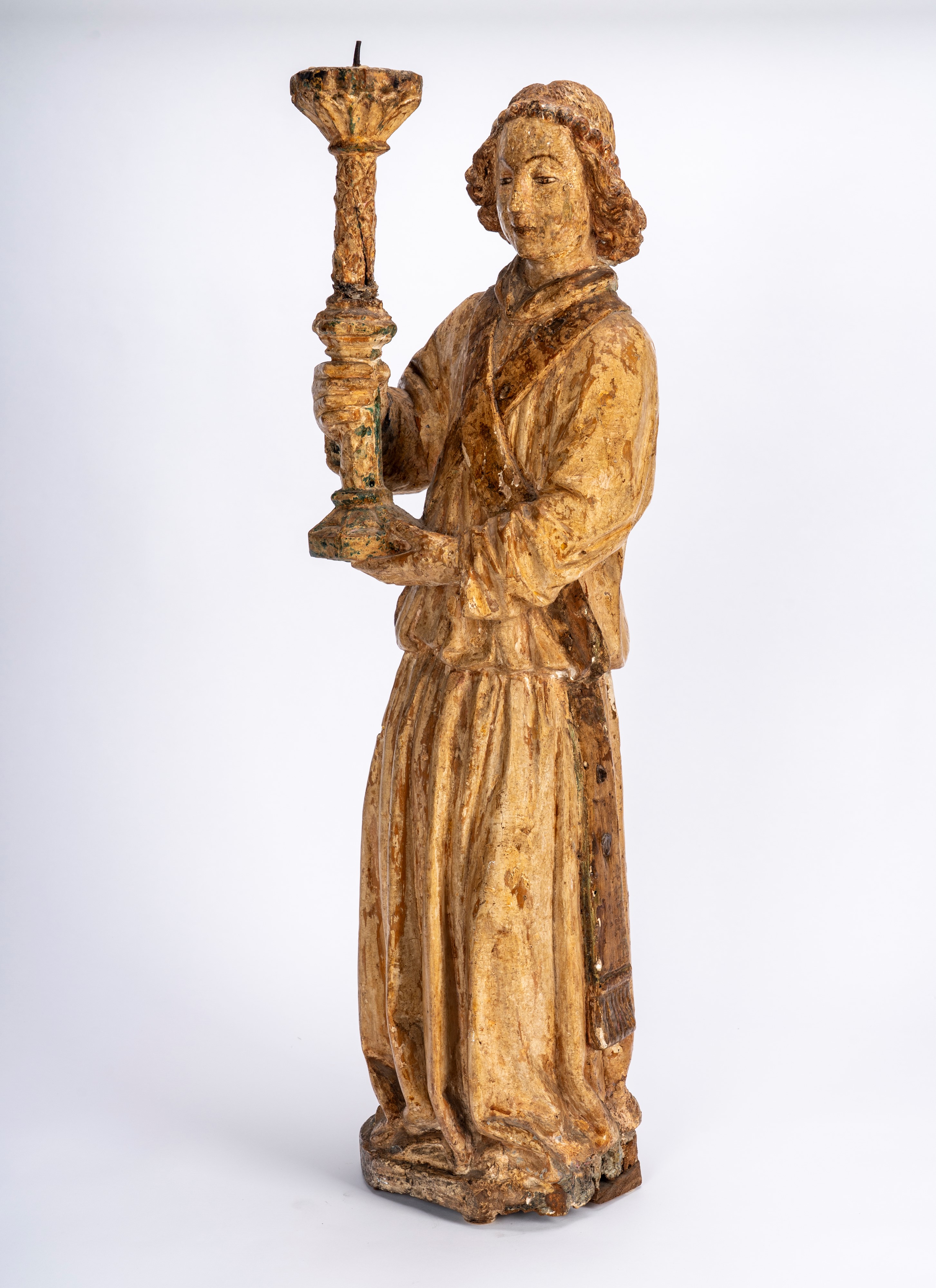 Scuola umbra, Scultura lignea raffigurante angelo reggitorcia