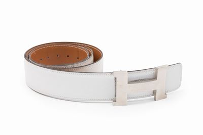 Cintura in pelle Epsom bianca con fibbia in metallo satinato, tg 100, altezza cm 4