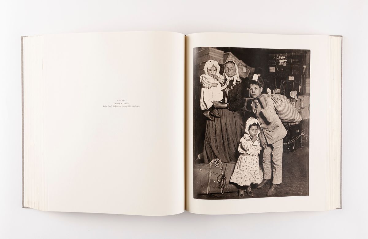 Autori Vari - Photographs From The Collection Of The Gilman Paper Company