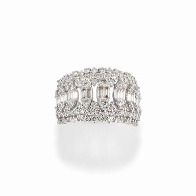 Anello con diamanti, oro bianco 18k
