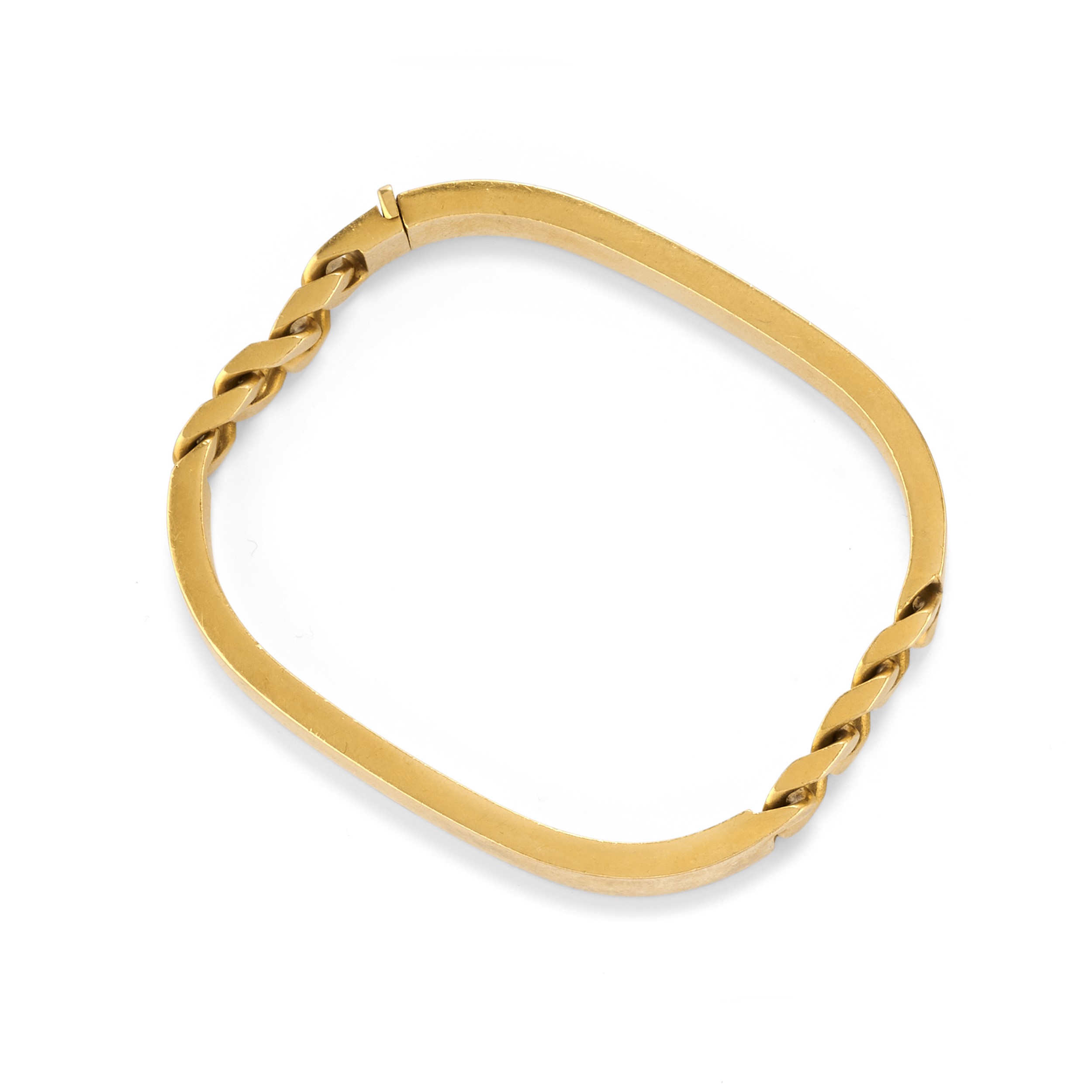 Bracciale in oro giallo 18k, orecchini con smeraldo e coppia di polsini