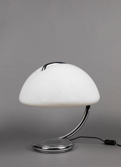 Lampada da tavolo 'Serpente', metacrilato e metallo verniciato, 1965