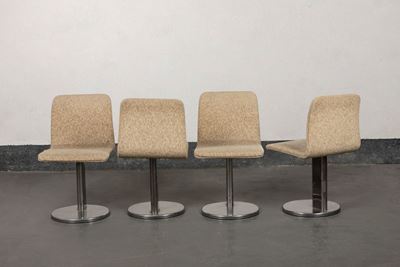 Ettore Sottsass, Quattro Sedie in acciaio e tessuto