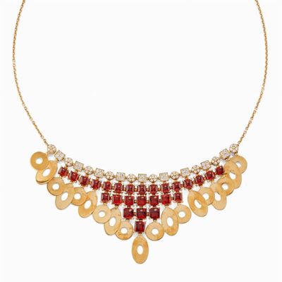 Collana in oro giallo 18k, con granati e diamanti