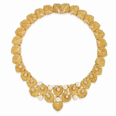 Collana in oro giallo 18k con perle e diamanti