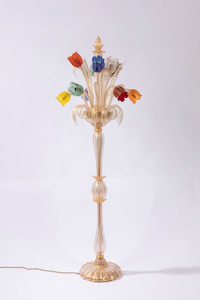 Lampada da terra in vetro soffiato con avventurina e decorazioni floreali