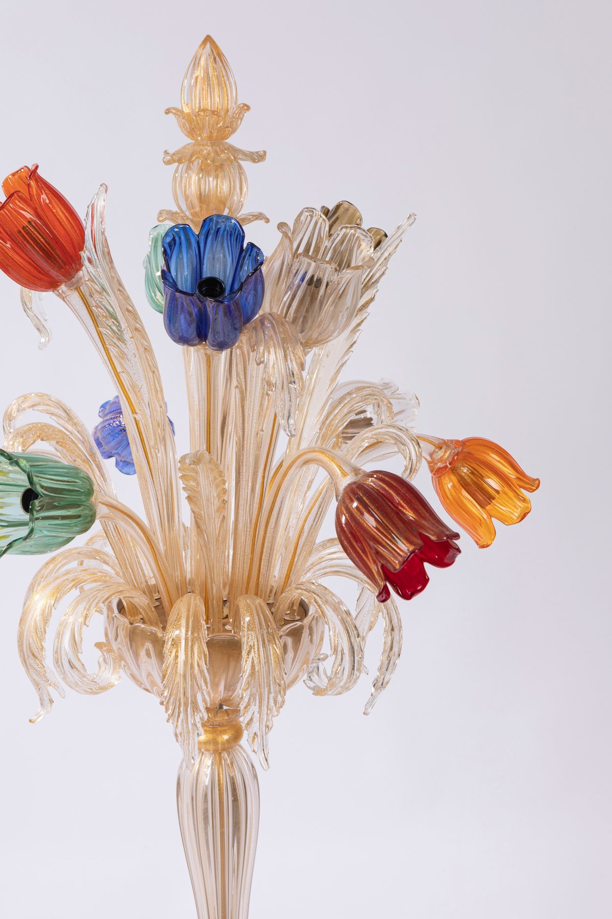 Archimede Seguso - Lampada da terra in vetro soffiato con avventurina e decorazioni floreali