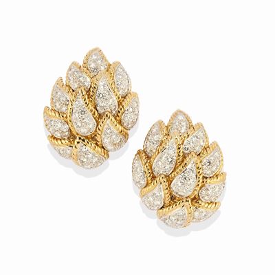 Orecchini in oro bicolore 18k con diamanti taglio brillante