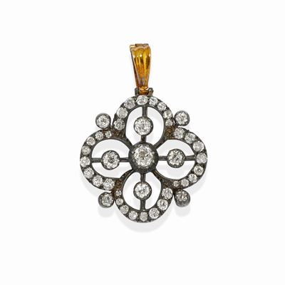 Pendente con diamanti taglio vecchio, oro giallo 18k e argento, XIX secolo