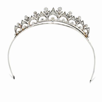 Tiara con diamanti taglio vecchio in argento e oro giallo 9k