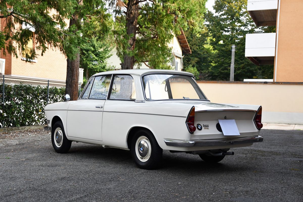 Bmw - 700 Ls Luxus