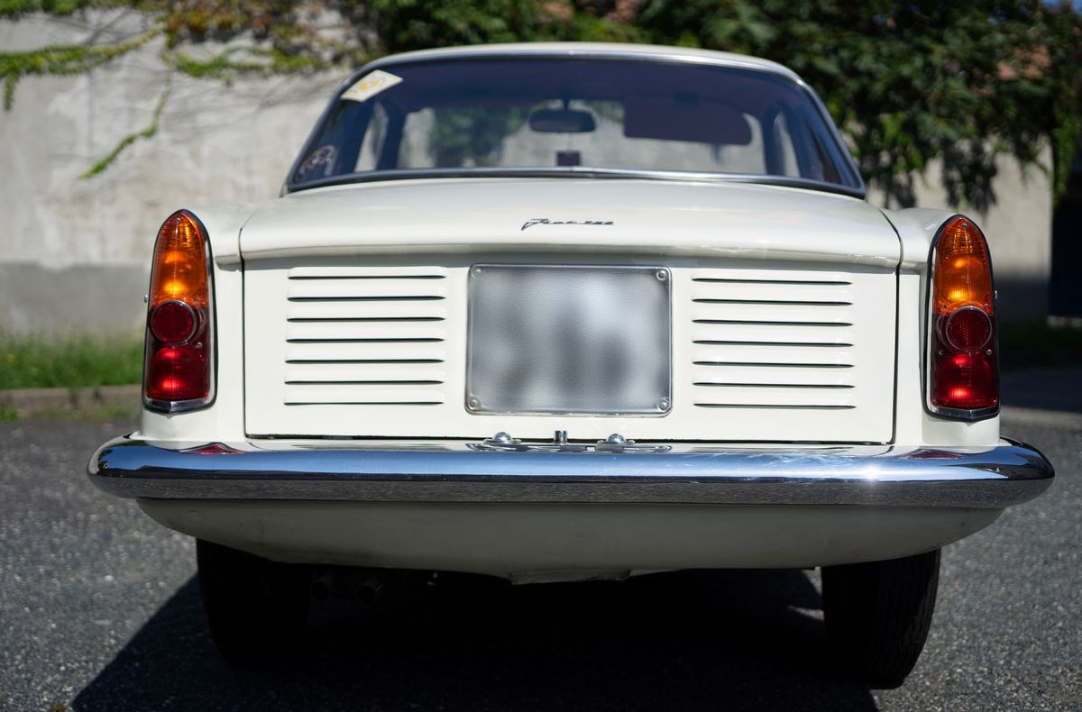 Fiat - 600 D Moretti (moretti)
