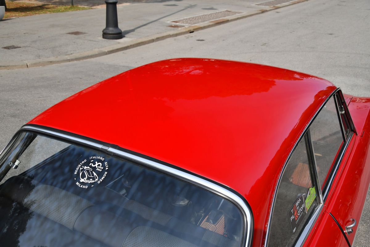 Alfa Romeo - Gta 1300 Junior (bertone)