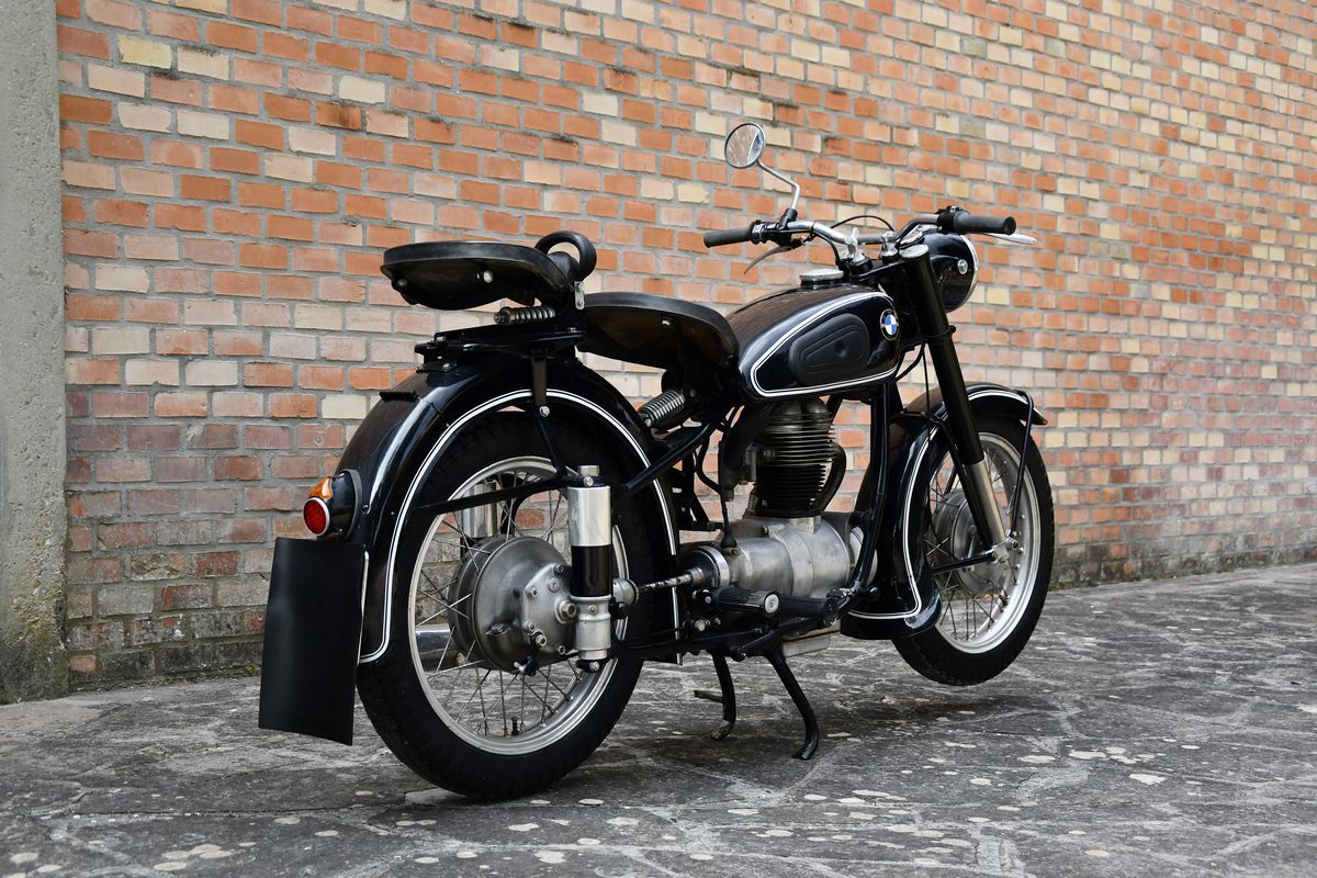 Bmw - R25