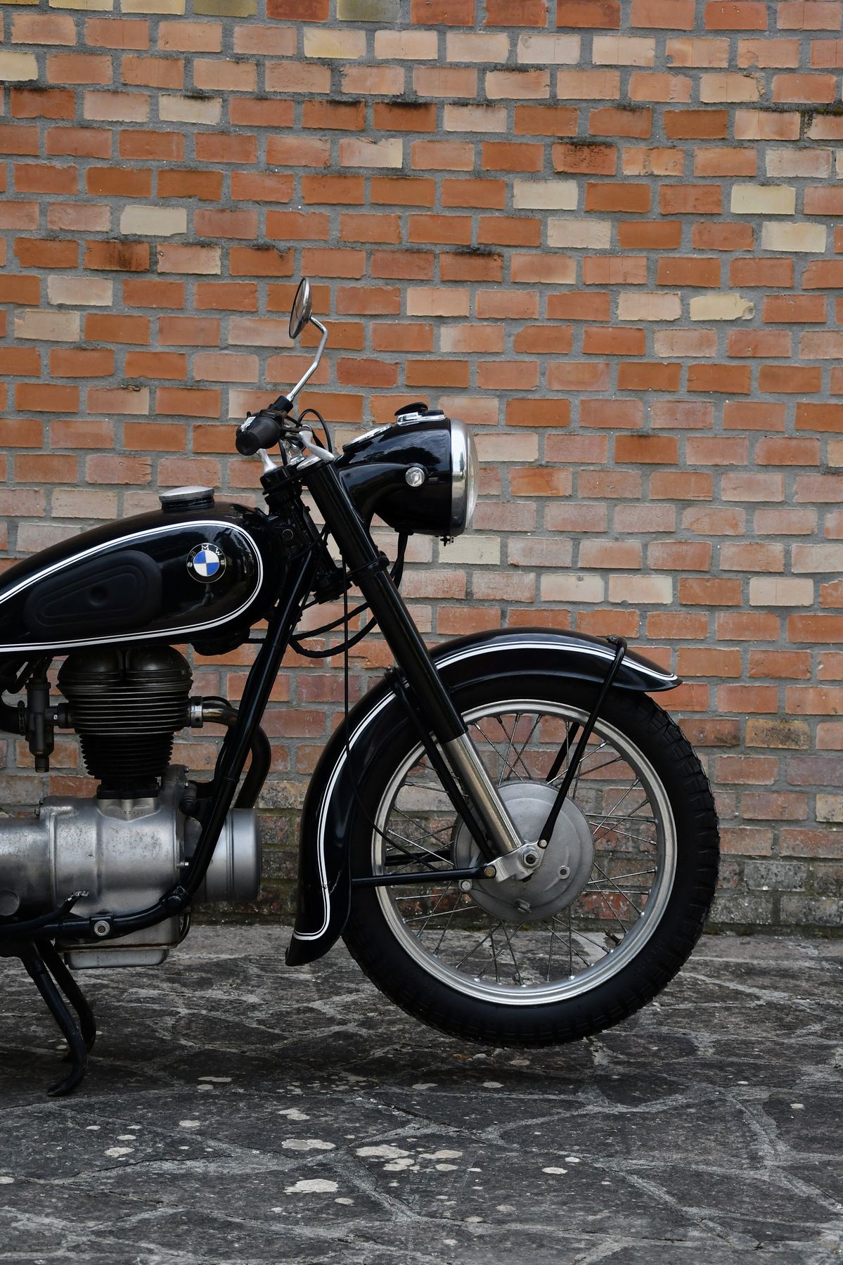 Bmw - R25