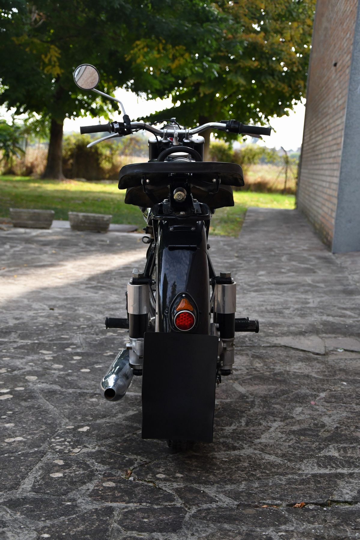 Bmw - R25