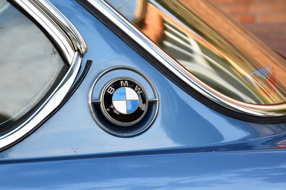 Bmw - 3.0 C.s. (karmann)