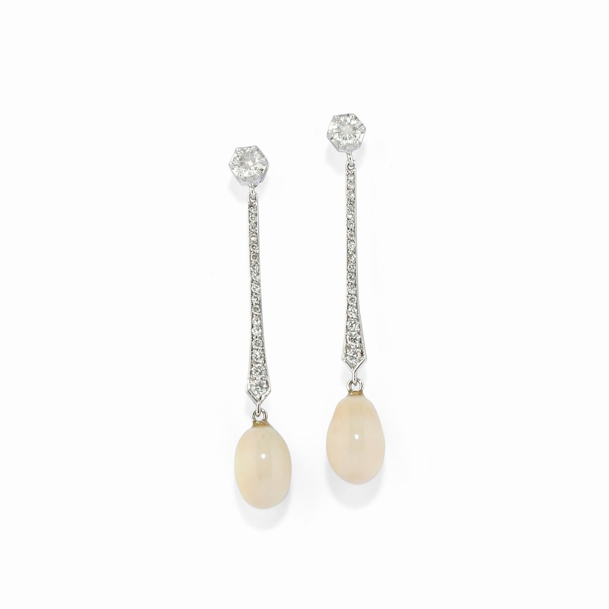 Parure in oro bianco 18k con perle naturali Quahog e diamanti