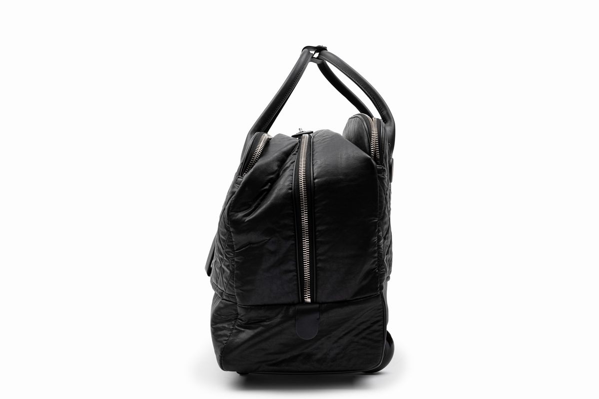 Chanel - Trolley da viaggio in pelle nera, 2011