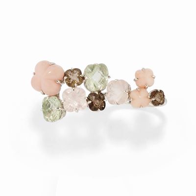 Anello in oro bianco 18k con pietre dure di vari colori