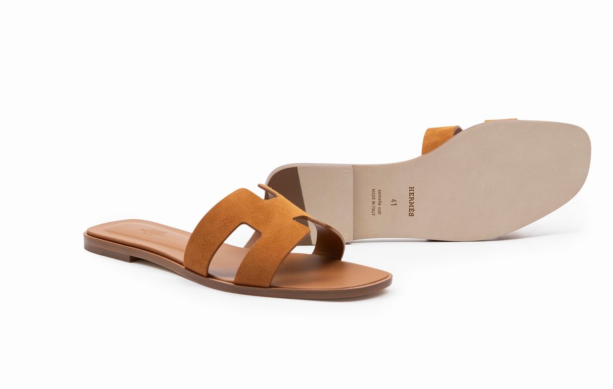 Hermès - Ciabattine Oran, camoscio color gold, misura 41