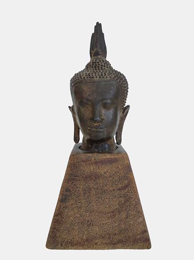 Testa di Buddha in Bronzo. Thailandia, Secolo XIX/XX