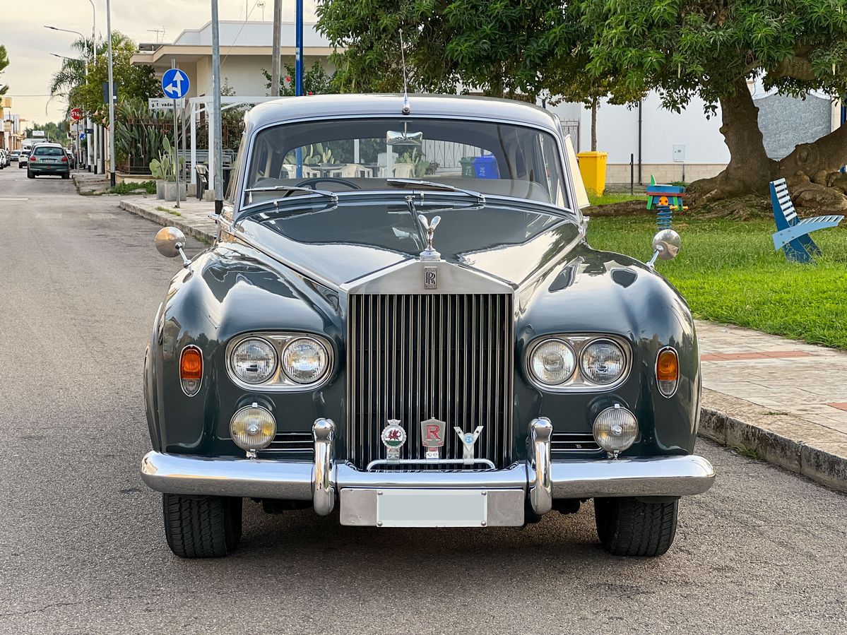 Rolls Royce - Silver Cloud III