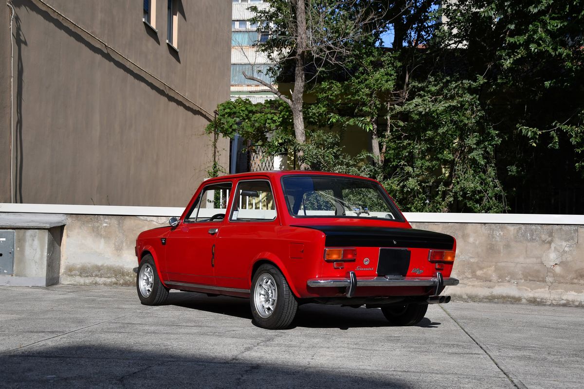 Fiat - Giannini 128 Np