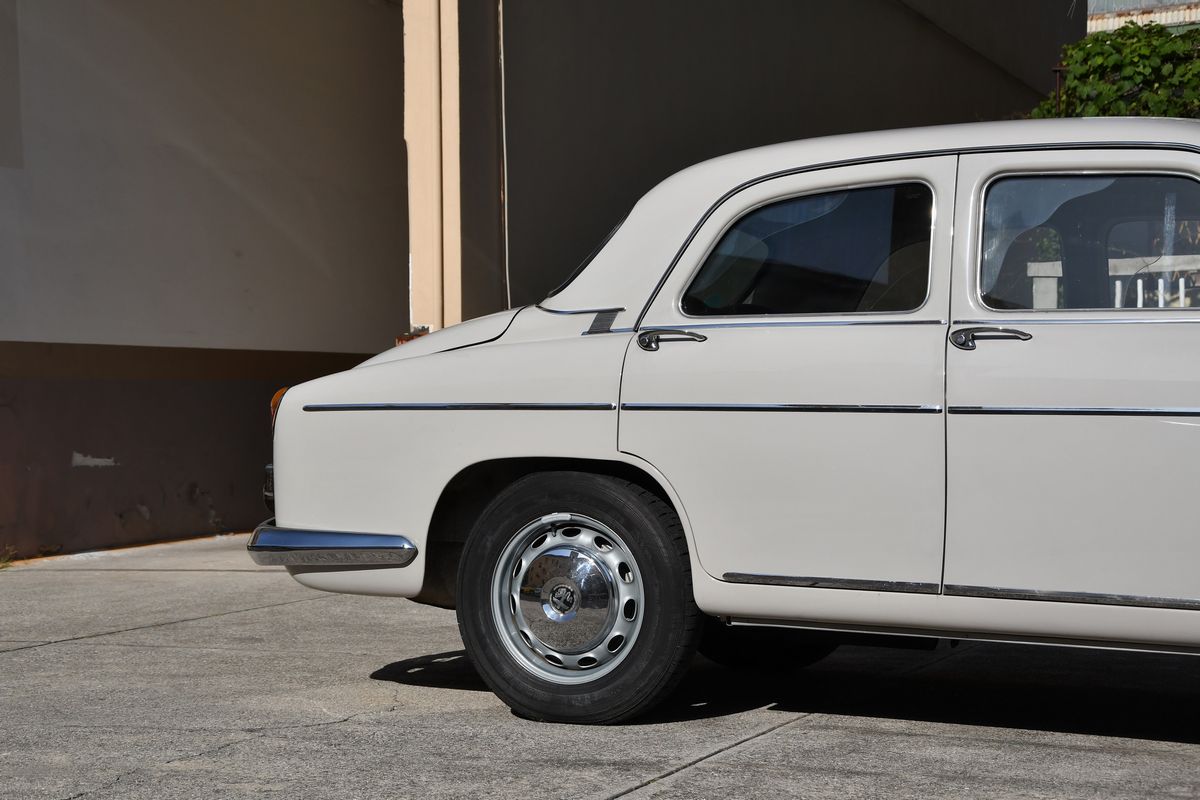 Alfa Romeo - 1900 Super