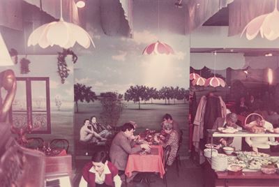 Parigi da 'Diaframma 11, 1/125 luce naturale', stampa cromogenica vintage