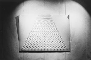 Opera di Enrico Castellani