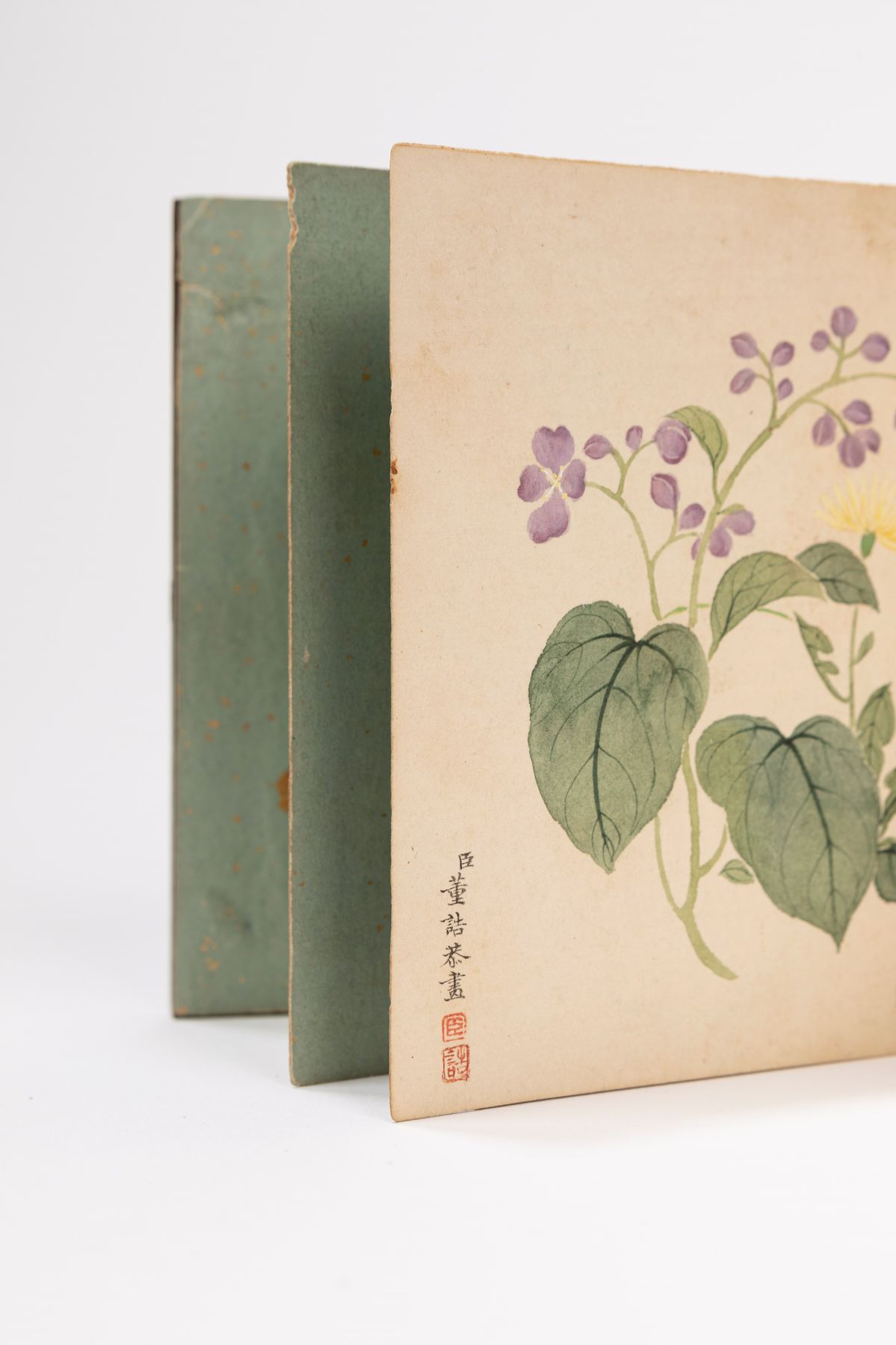 Libro in legno inciso e carta con calligrafie, Cina, Repubblica di Cina (1912-1949)