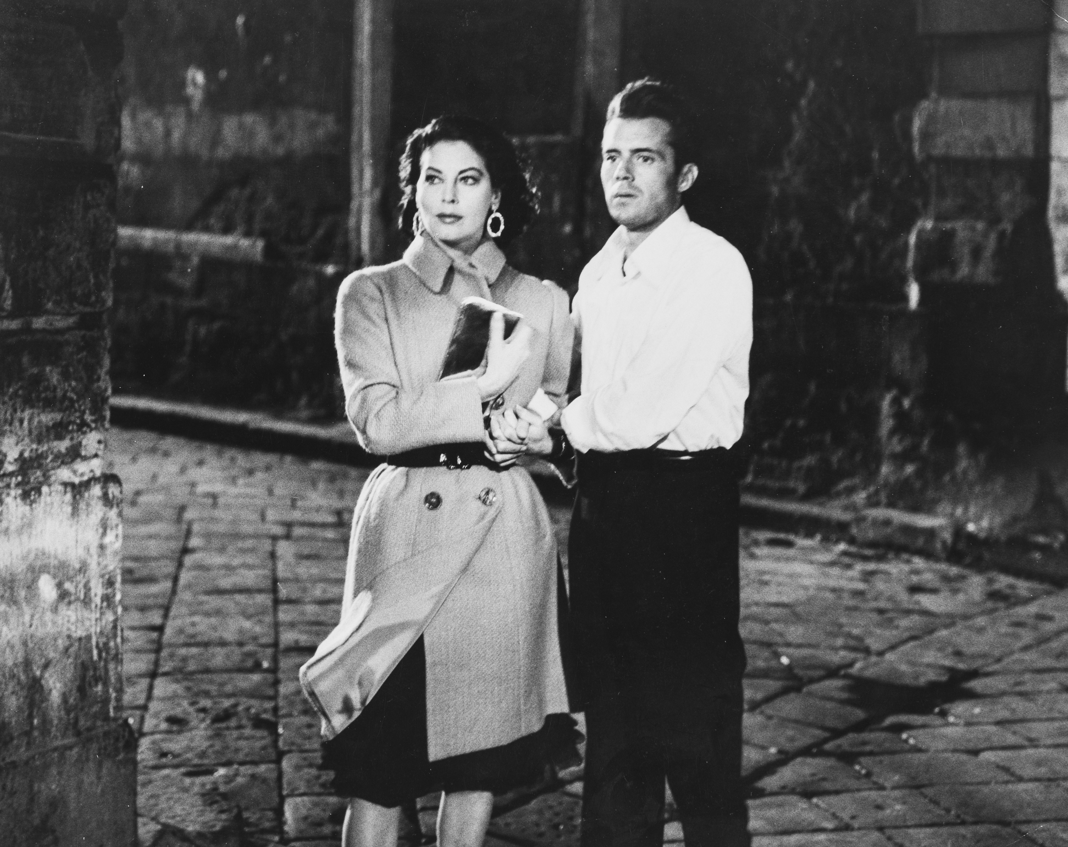 Giovanni Battista Poletto - Ava Gardner e Dirk Bogarde - Due stampe vintage alla gelatina ai sali...