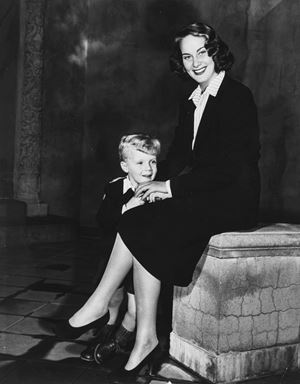 Alida valli with her kid