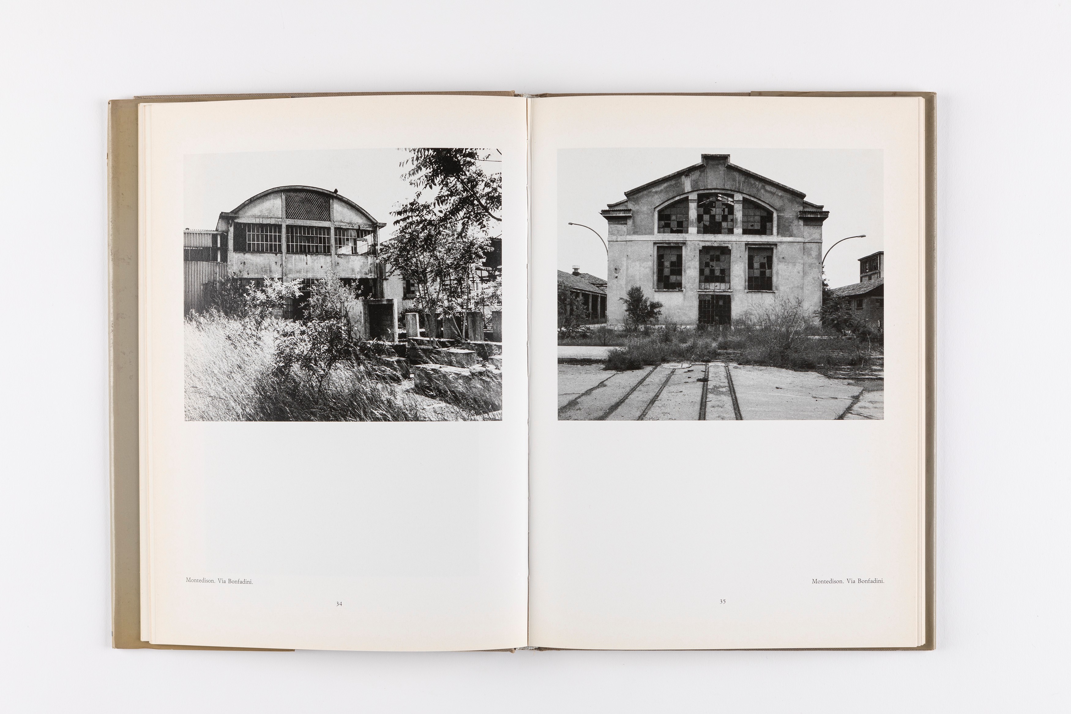 Giovanna Borgese - Dove era la Fabbrica, Milano - Volume edito da MazzottaFotografia