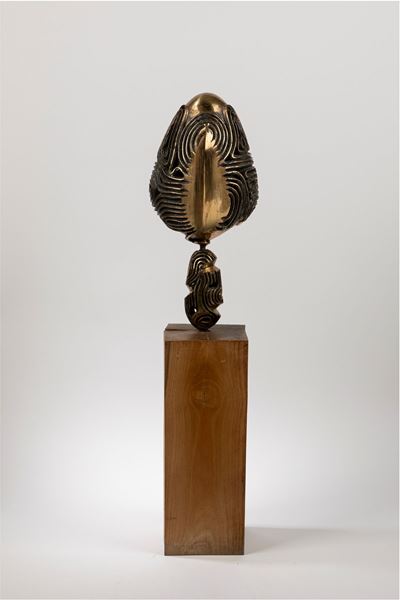 Scultura in bronzo dorato