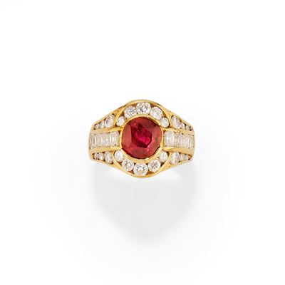 Anello con Rubino