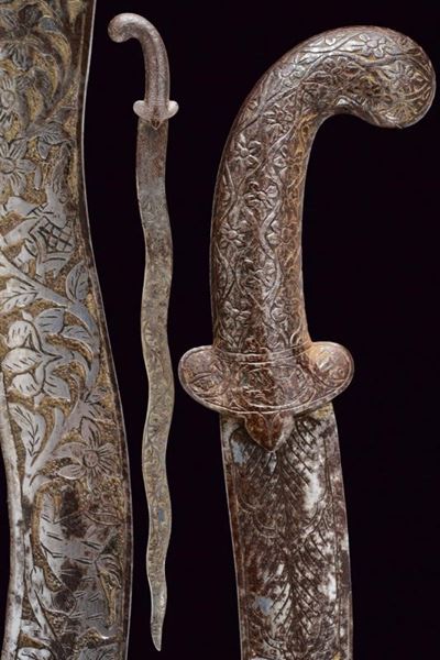Sciabola con Lama Ondulata - India