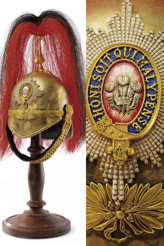 Bellissima Miniatura di un Elmo Militare Inglese - Inghilterra