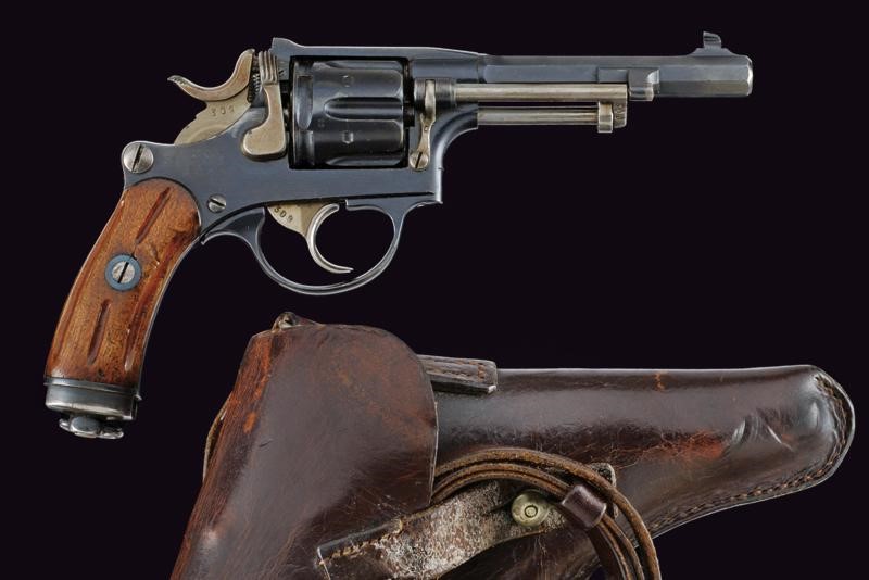 An 1882 model center fire revolver with holster - Switzerland | Rare ...