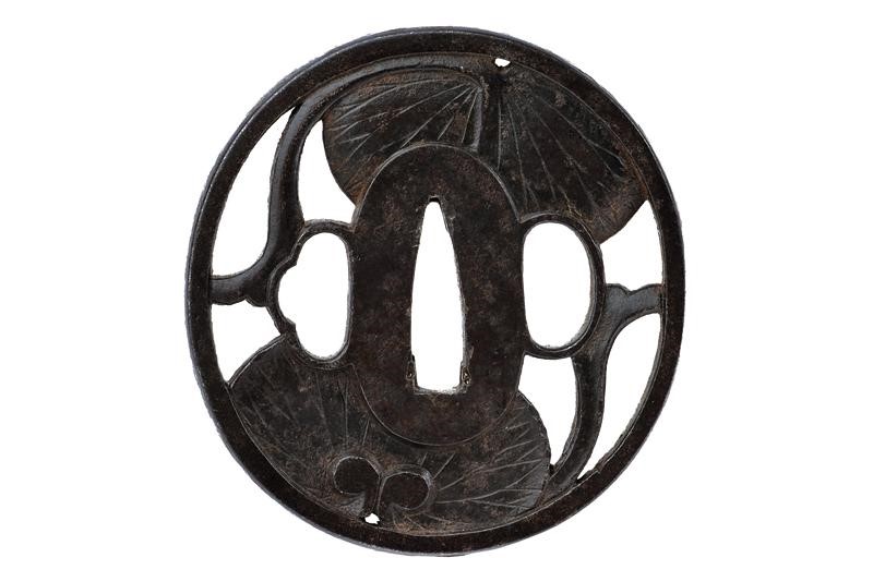 Tsuba Firmata Echizen Ju Kinai - Giappone