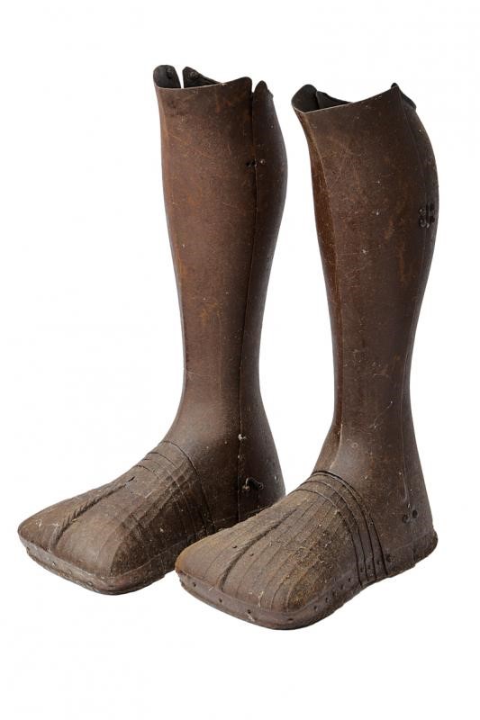 Petto alla Massimiliana con Scarselle, Cosciali e Schinere con Scarpe - Germania del Sud