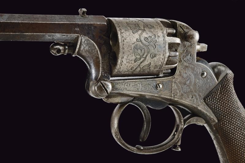 Revolver a Luminello di Mangeot e Comblain - Belgio