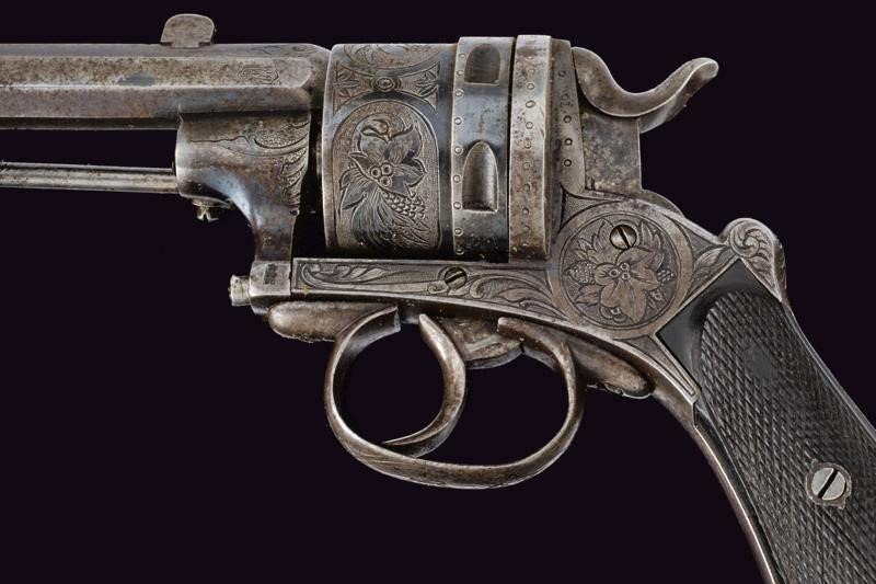 Bel Revolver a Spillo con Fondina - Francia