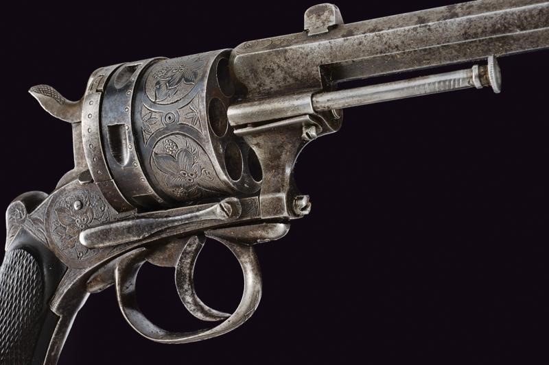 Bel Revolver a Spillo con Fondina - Francia