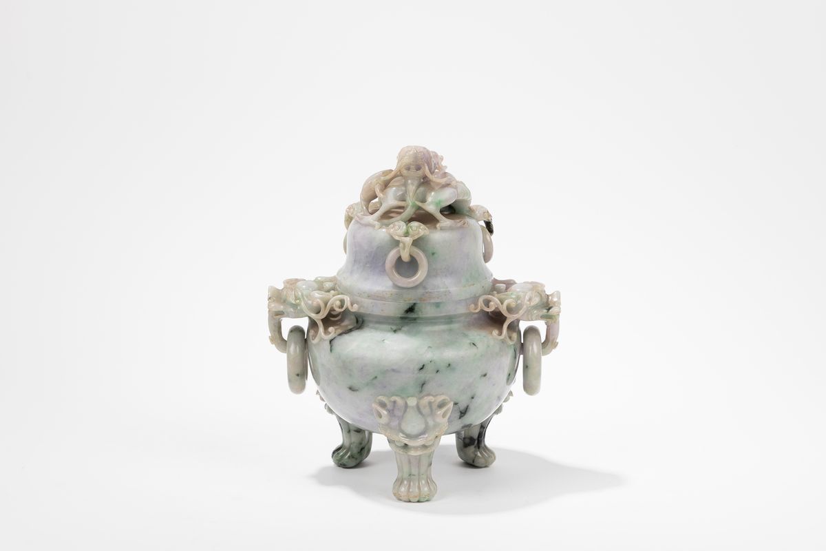 Grande incensiere in giadeite, Cina, XX secolo