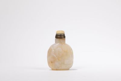 Cina, Dinastia Qing, XIX secolo, Snuff Bottle in Cristallo di Rocca intagliato